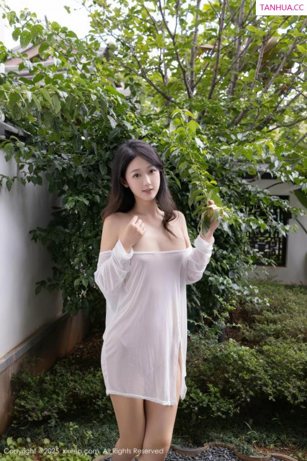 唐安琪  [XiuRen]高清写真图 2025.08.18 No.10662 唐安琪 红色泳衣第50张图片